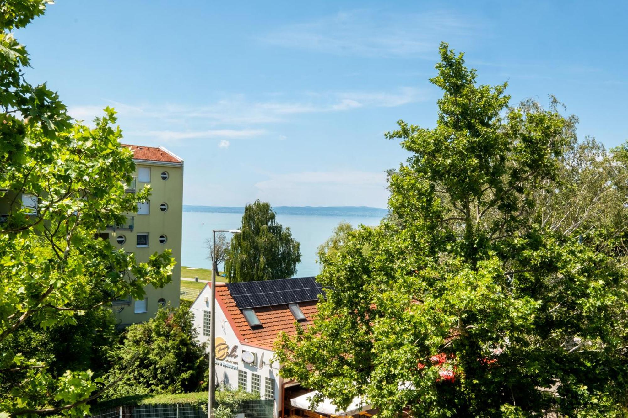 Myflat Wave Beach37 Apartment Siofok Bagian luar foto